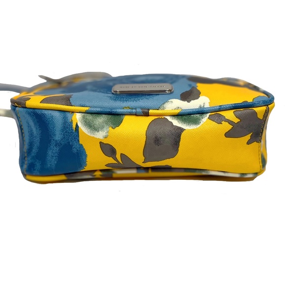 Marc by Marc Jacobs Sally Jerrie Rose Convertible Floral Crossbody Bag / Clutch - Picture 5 of 16